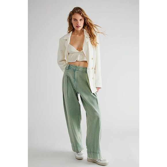 Free People One Chance Trousers Size 8 Low Slung Slouchy Pleated Pockets - Picture 1 of 9